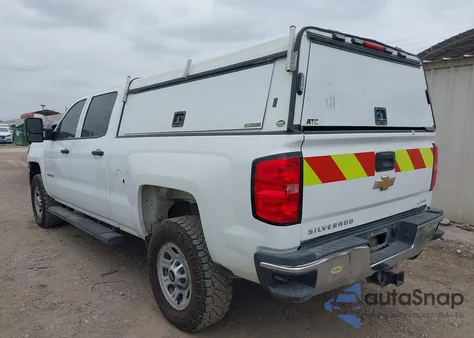 2015 Chevrolet Silverado 2500Hd Wt z USA, uszkodzony, nr VIN 1GC1CUEG6FF596097